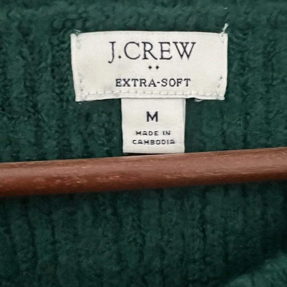 J. Crew Sweater Emerald Green Extra-Soft Crewneck Ribbed Knit CE097 Medium